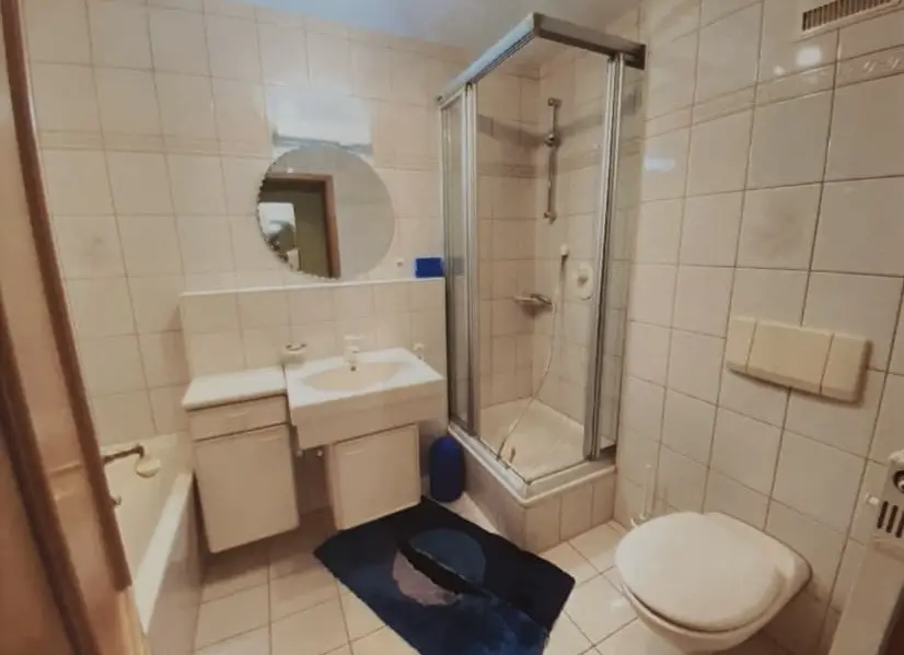 Maison familiale spacieuse avec véranda lumineuse à Nîmes