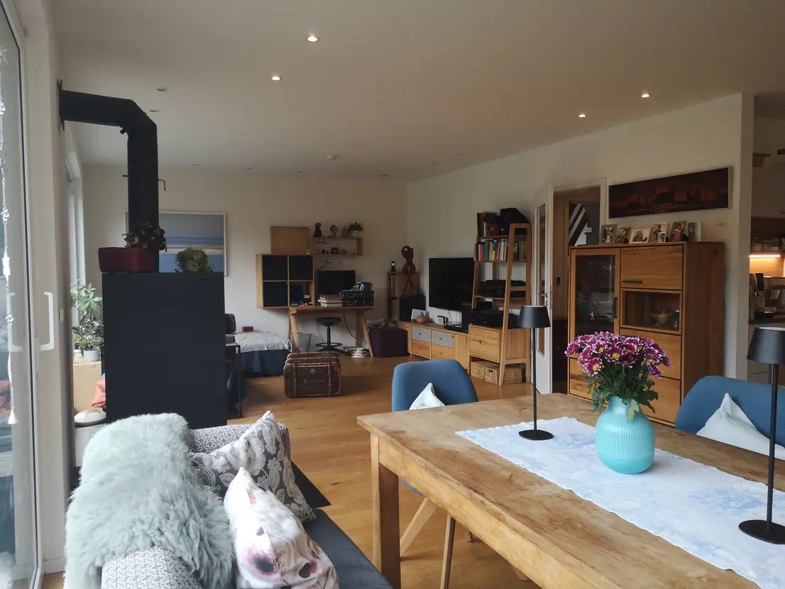Maison jumelée lumineuse et spacieuse dans un endroit calme à vendre à Annecy