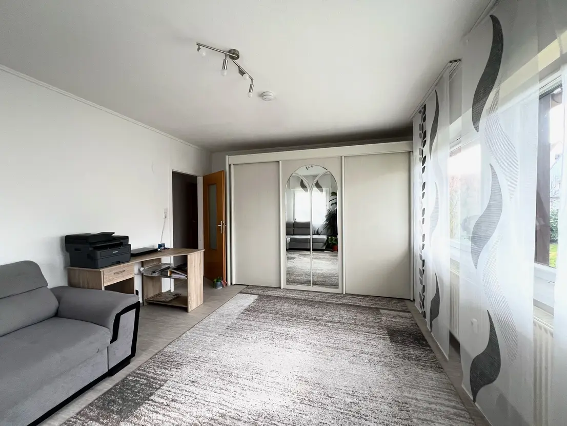 Maison spacieuse avec grand jardin privatif à Nîmes