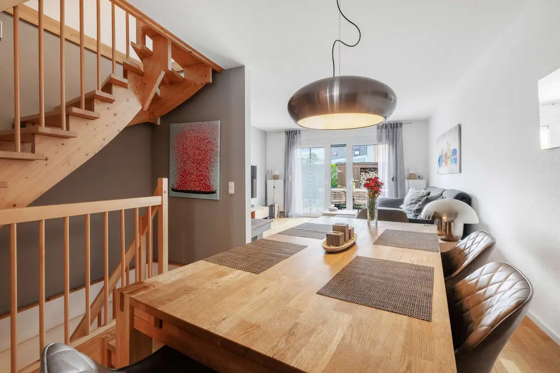 Maison familiale moderne avec jardin privé à Mulhouse